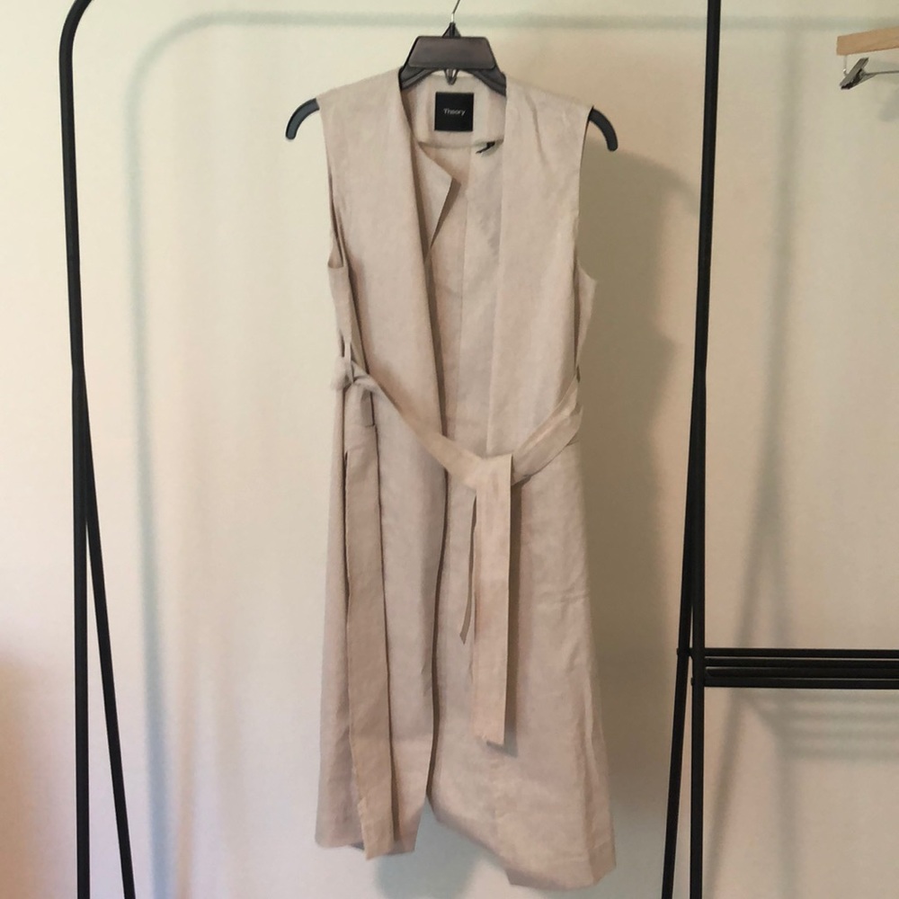 Theory Natural 'skea' Tie Waist Linen Blend Vest